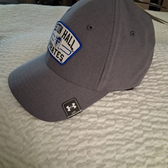 Under Armour Fitted Hat - Picture 2 of 10